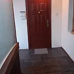 Md *